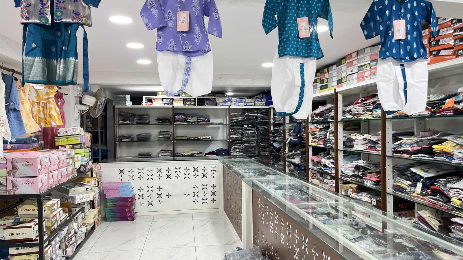 Ladieswear & Sarees